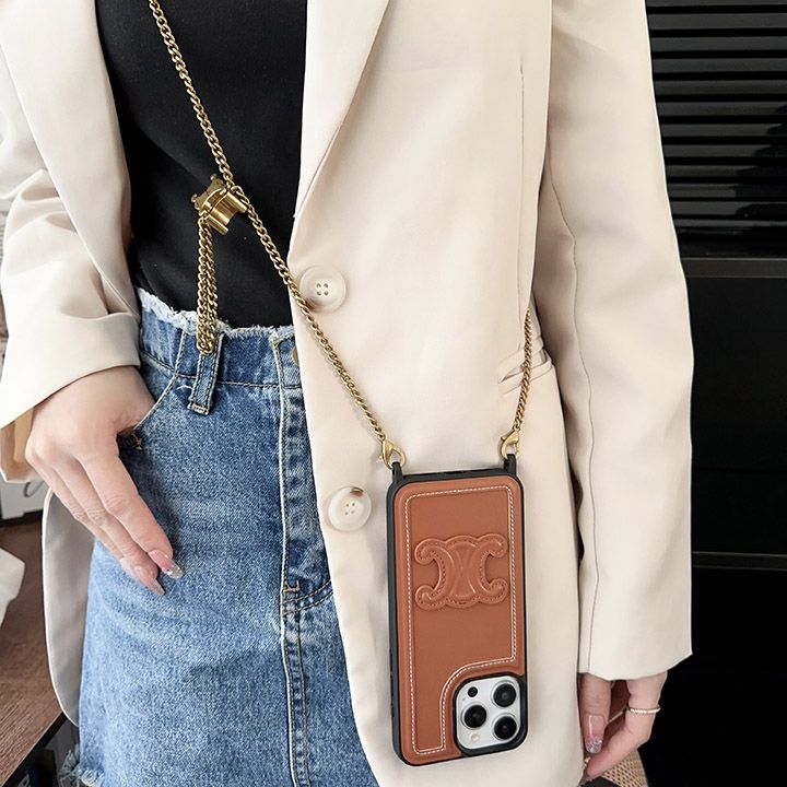 セリーヌ 錠付きチェーン斜め掛けスマホケース