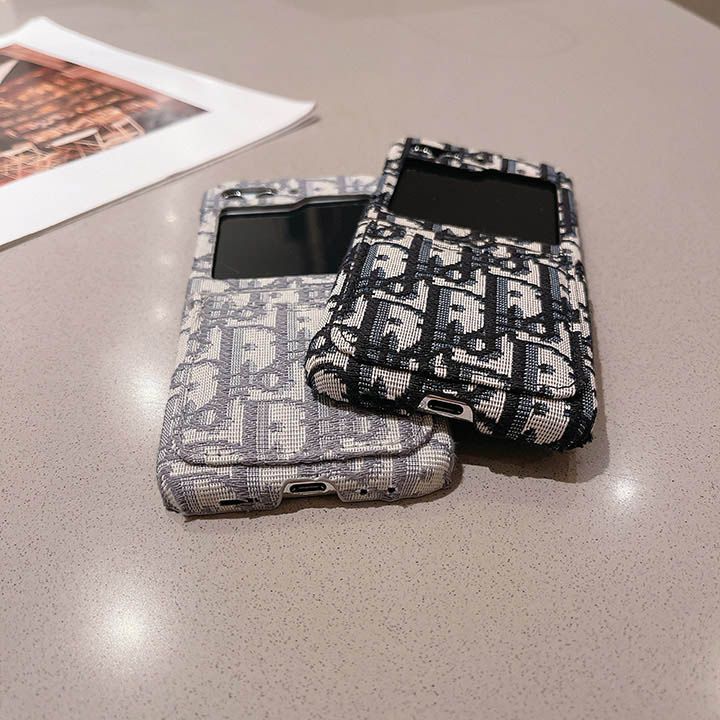 ディオールGalaxy Z Flip 5ブランド刺繍ケース