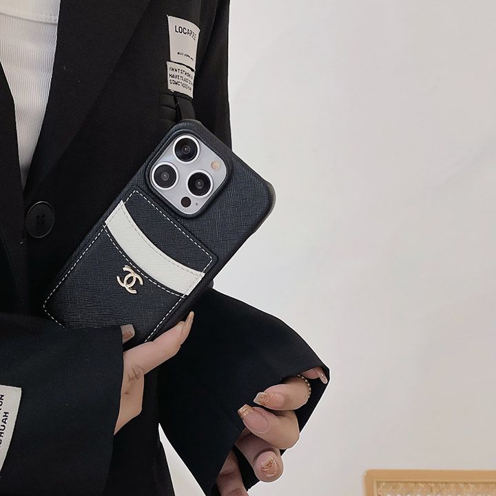 シャネルiPhoneケース