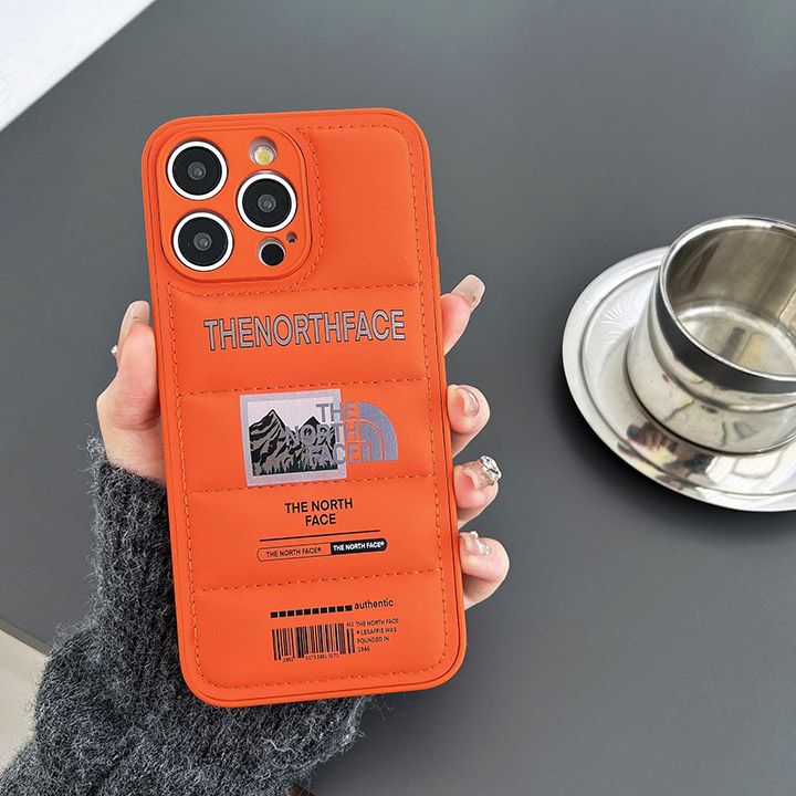 ノースフェイスiPhoneケース雪山ダウンジャケット風