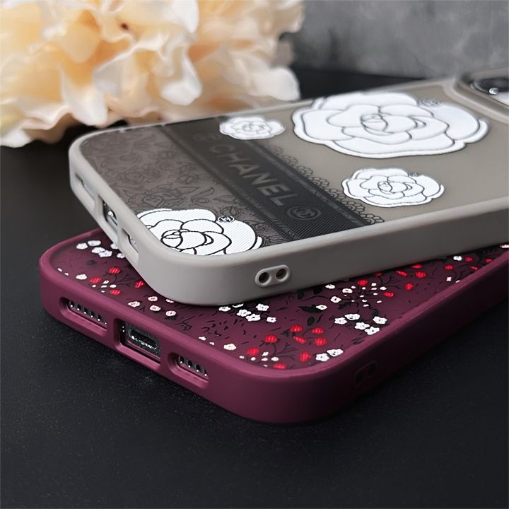 シャネル iPhone15 スマホケース