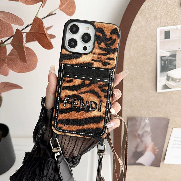 フェンディiPhone16スマホケース ヒョウ柄