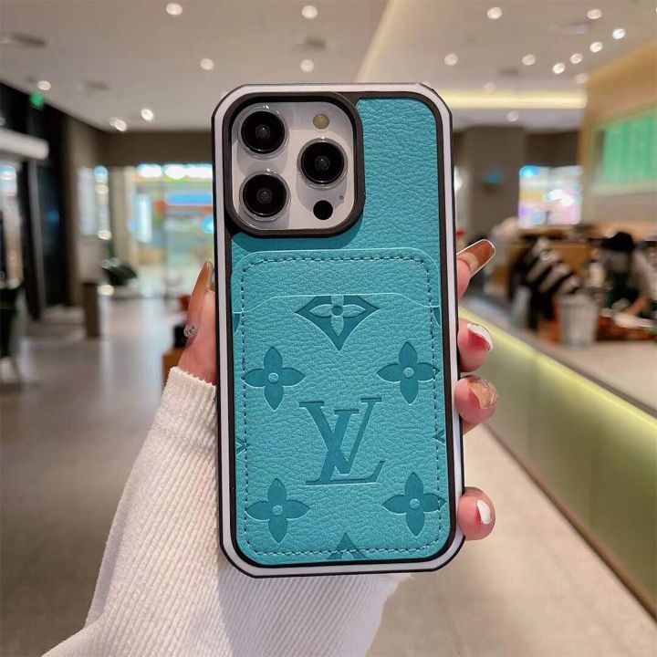 ルイ・ヴィトンの押し花デザインで、カードを挿入できるiPhone用のケースです