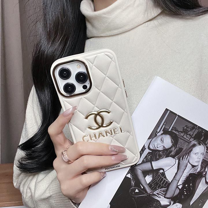 シャネル iPhone13 ブランドケース