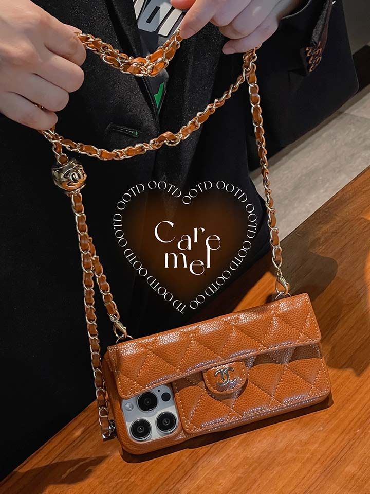 シャネルiPhone13ミラードカラーケース
