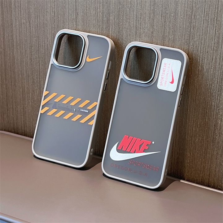 ナイキ iPhone 15 スマホケース