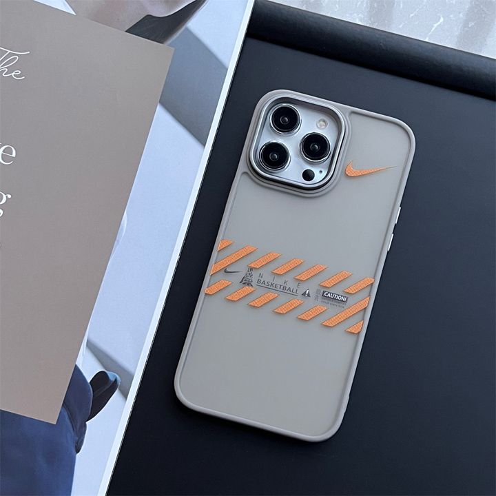 ナイキ iPhone 15 スマホケース
