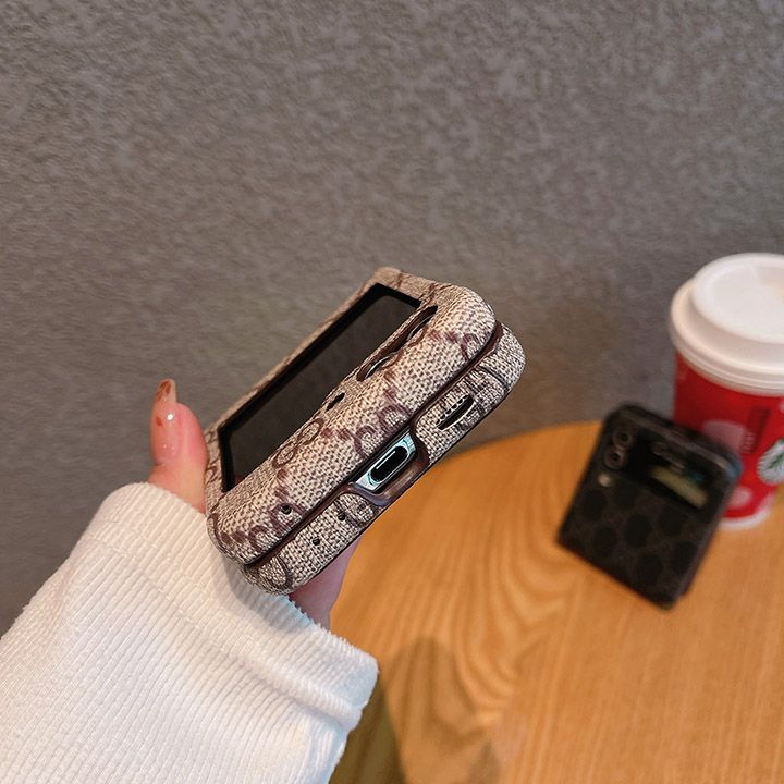グッチ Galaxy Z Flip 5 スマホケース