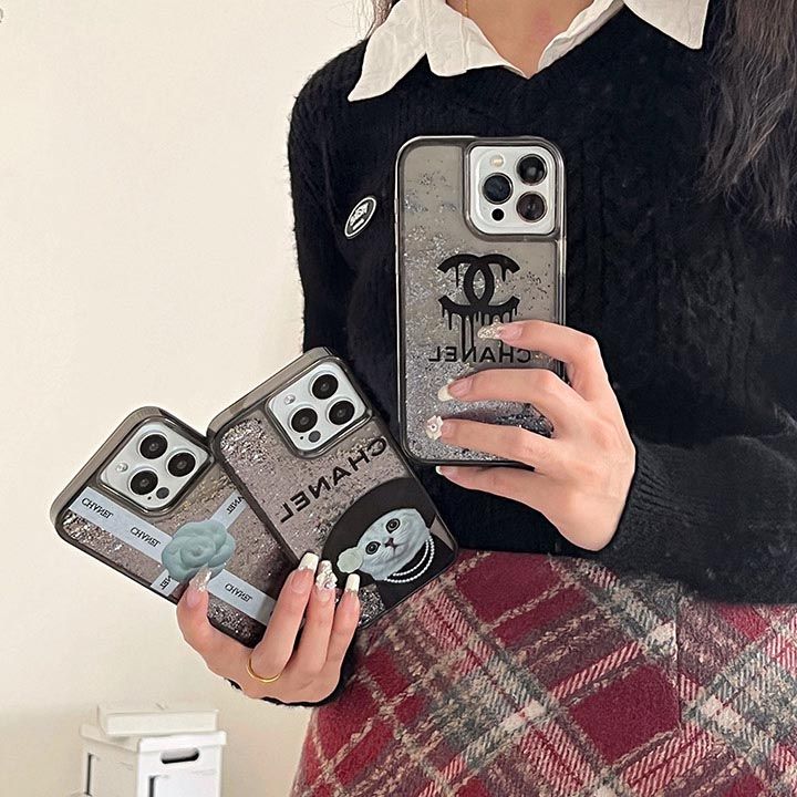シャネルiPhone流砂ケース