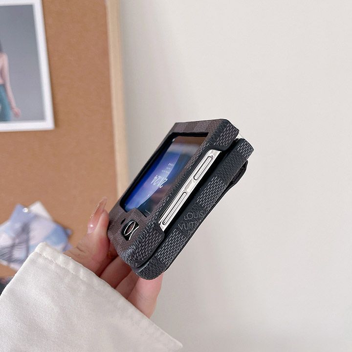 ルイ・ヴィトン Galaxy Z Flip 5 折りたたみスマホケース