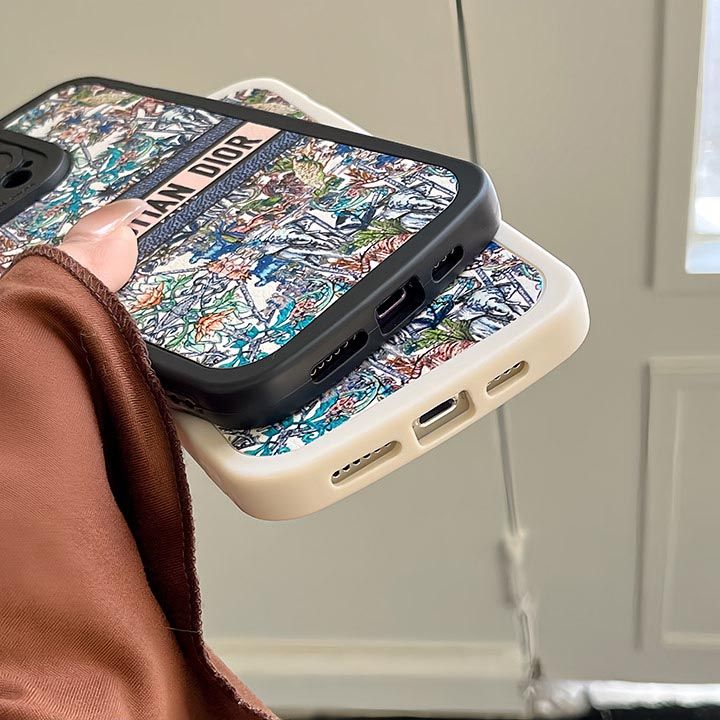 ディオール iPhone 15 フォレストストーリー スマホケース