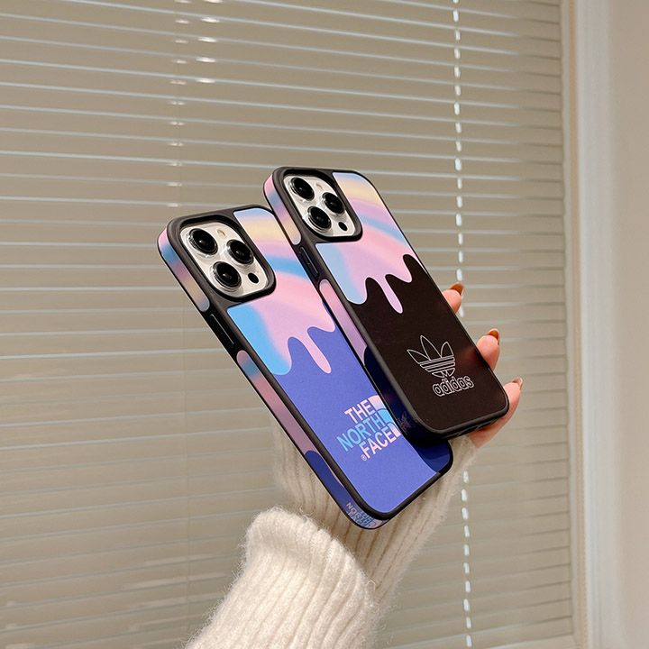 ノースフェイスiPhone15グラデーションシリコンケース