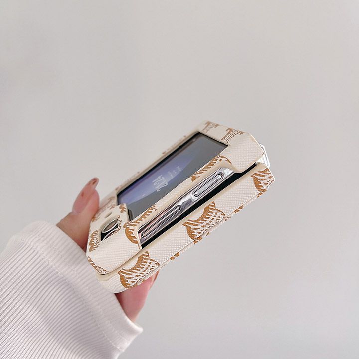 セリーヌ Galaxy Z Flip 5 折りたたみケース
