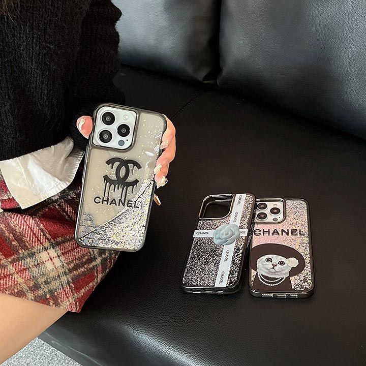 シャネルiPhone流砂ケース