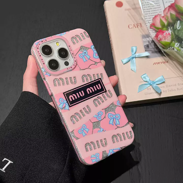 miumiu iPhone15ケース