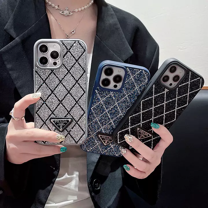 プラダiPhone15ケース菱格模様ダイヤモンド装飾