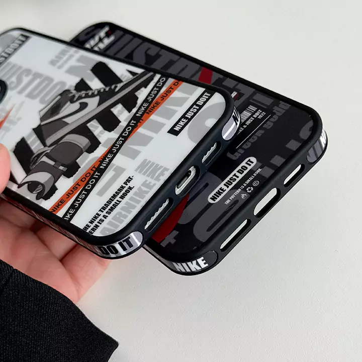 ナイキiPhone16ケース