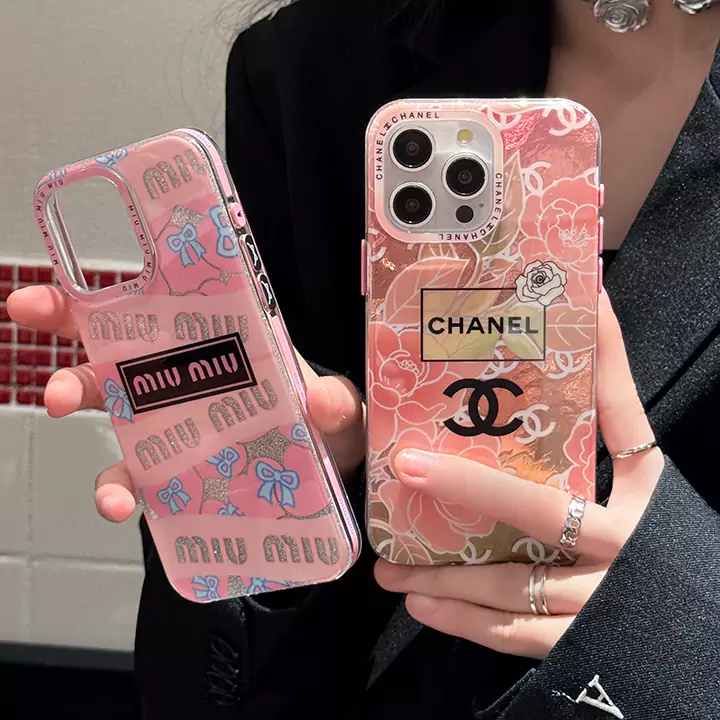 miumiu iPhone15ケース