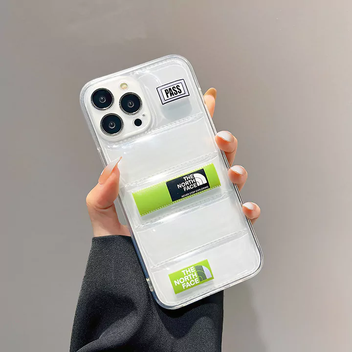 ノースフェイスiPhone16携帯カバー透明ダウンジャケット風